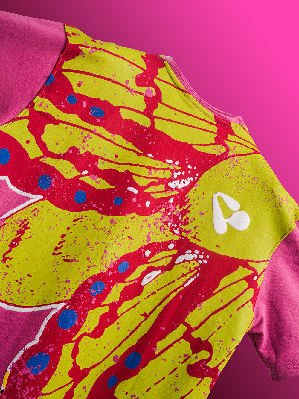 BUTTERFLY T-SHIRT