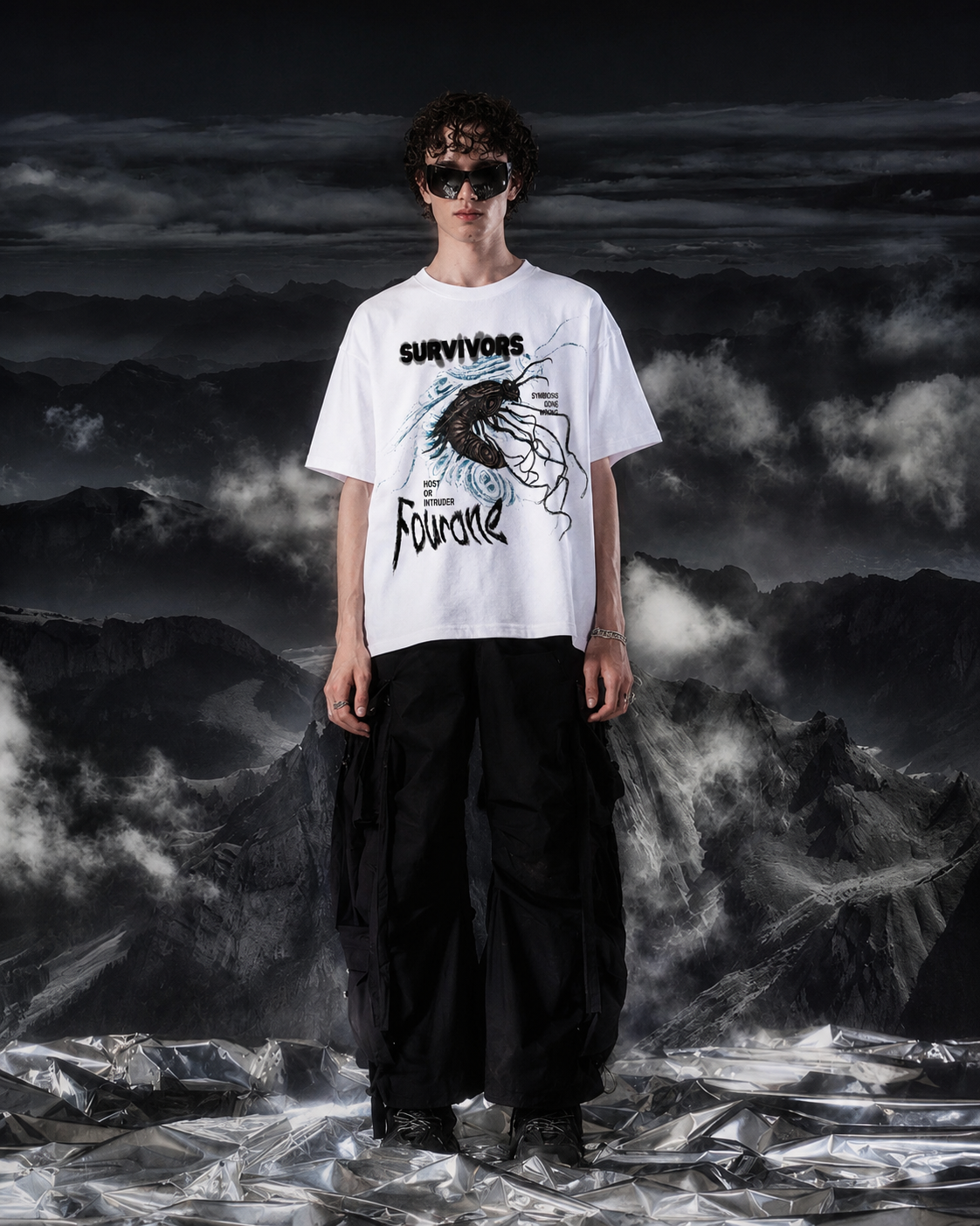 Survivors Oversized T-Shirt